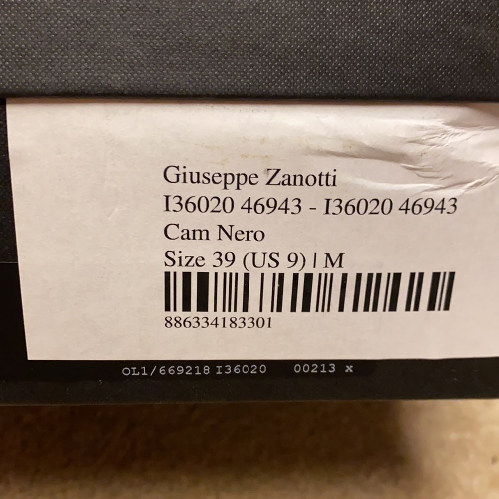 SOLD-*Authentic* NWT Giuseppe Zanotti platform heels - Picture 8 of 9